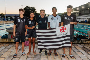 Atletas do Álvares Cabral disputam o Campeonato Brasileiro Infantil de Natação em Bauru (SP)
