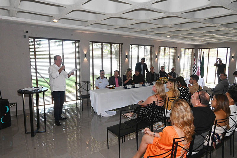 Clube Álvares Cabral comemora 123 anos com festa e homenagens