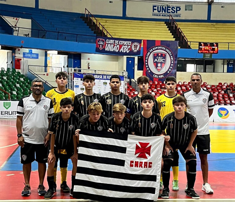 Taça Brasil de Futsal: Sub-14 do Álvares Cabral garante vaga na semifinal e enfrenta o Náutico Capibaribe