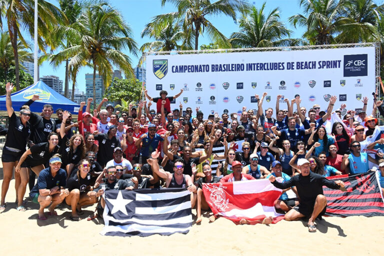 Remo de Praia: Atletas do Álvares Cabral Superam Flamengo e Botafogo e Conquistam Título Brasileiro Sub-15