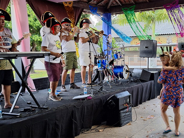 Carnaval 2026 no Álvares Cabral reúne famílias em programação marcada por alegria e tradição
