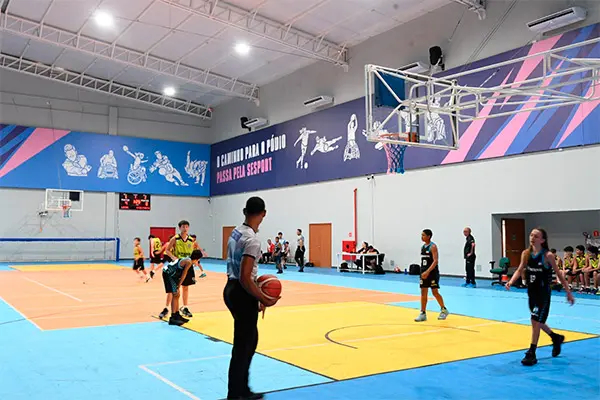 Álvares Cabral enfrenta o Botafogo em jogo decisivo pelo Campeonato Brasileiro Interclubes de Basquete U-17