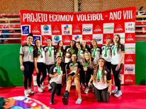 Vôlei Sub-15 do Álvares Cabral conquista o 3º lugar na Copa Usipa 2026