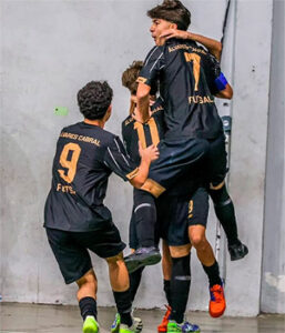 Álvares Cabral vence Porto Vitória e mantém boa campanha no Campeonato Estadual Sub-15 de Futsal